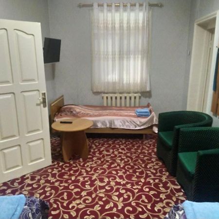 ウルゲンチ Avesto Bed & Breakfast エクステリア 写真