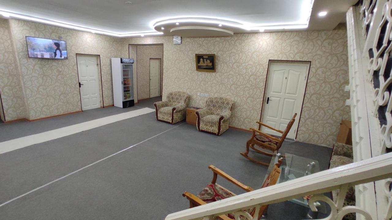 ウルゲンチ Avesto Bed & Breakfast エクステリア 写真